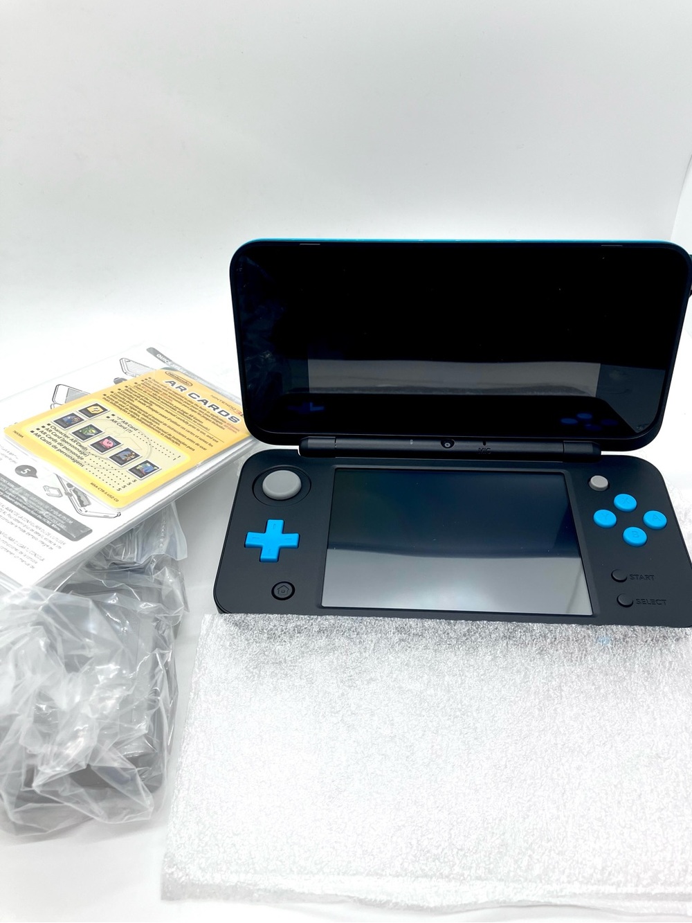 New Nintendo 2DS XL, Official Nintendo Refurbished, NIB, NWT